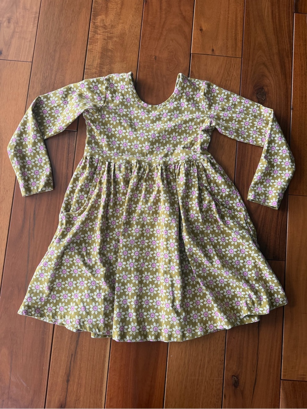 EUC Hanna Andersson Long Sleeve Playground Dress with Pockets Size 5